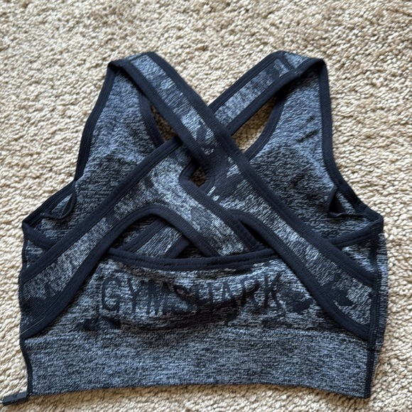 NWT Gymshark Camo Seamless Sports Bra Black Small - Picture 3 of 6